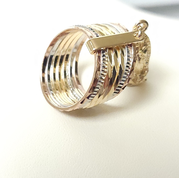 Ring set size 10 virgen de Guadalupe Gold plated - Picture 3 of 11